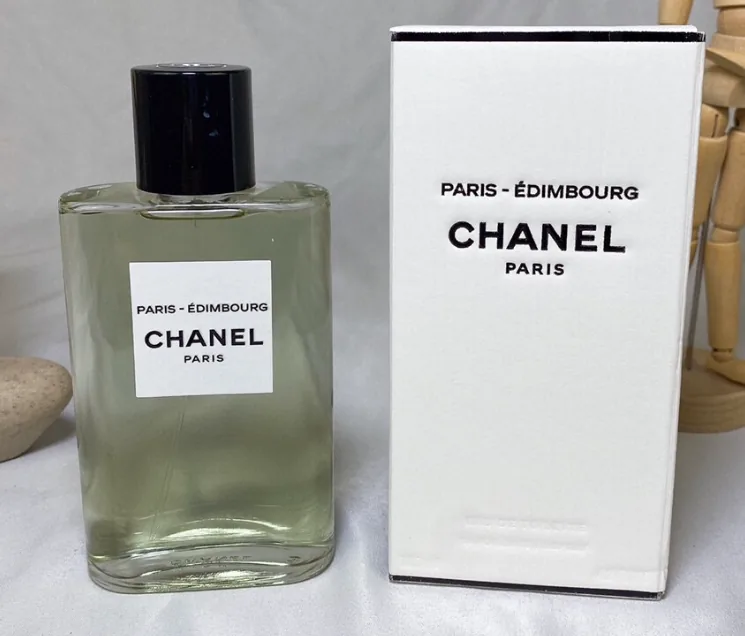 Chanel Fragrance YNK-032