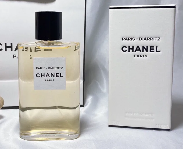 Chanel Fragrance YNK-034