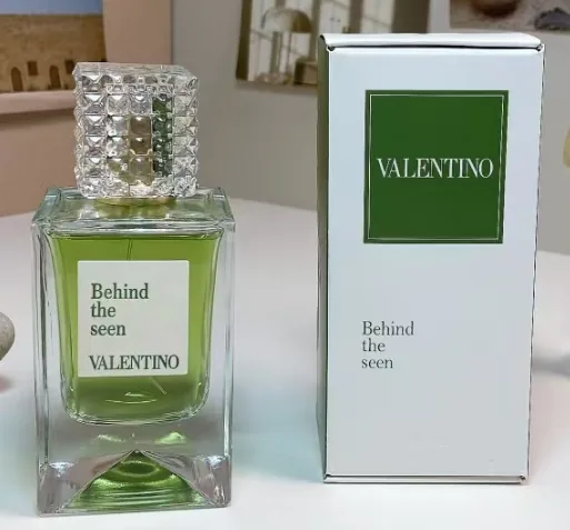 Valentino Fragrance YNK-182