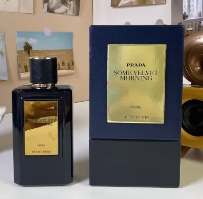Prada Fragrance YNK-226